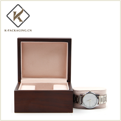 Noble wodden watch box 