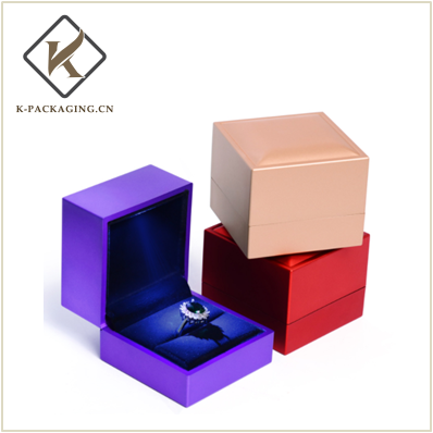 New Design Ring rubber painting LED Ring box 