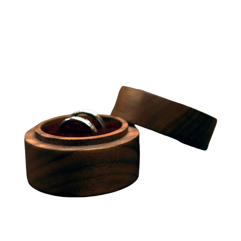 Round Two - Piece Lid Jewelry Boxes for Engagement Rings and Wedding Bands