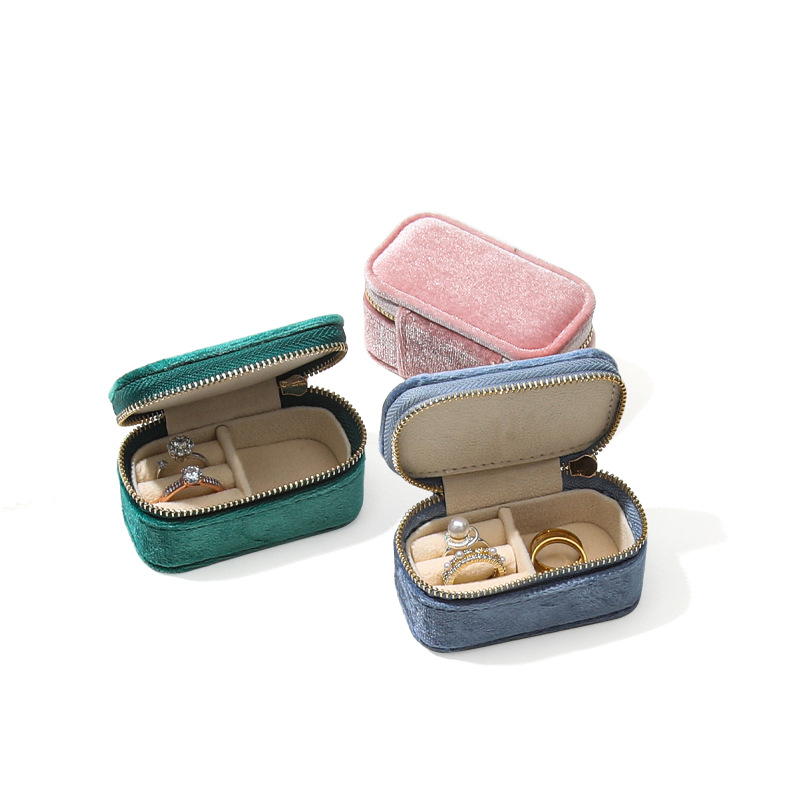 Portable Travel Jewelry Box - Compact Case for Rings, Necklaces & Earrings