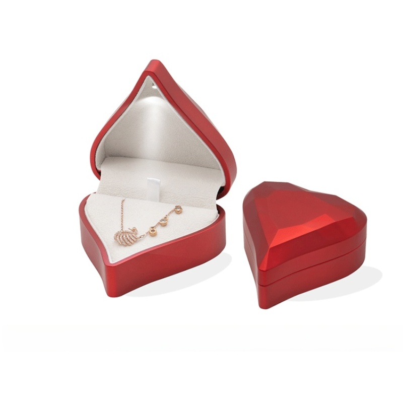 High - end Diamond - faced Heart - shaped LED Lighted Jewelry Boxes for Proposals and Rings